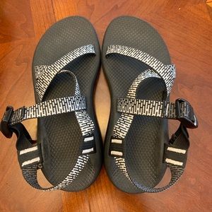 Chaco Z1 Black White Size 8 Sandals